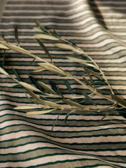 L&M Home Algarve Aloe Table Cloth Shop