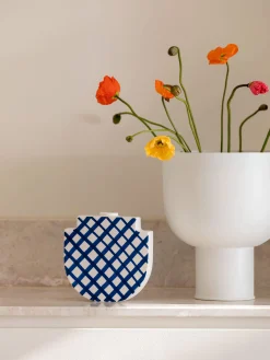 L&M Home Mona Chalk Curve Planter Store