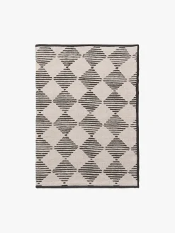 L&M Home Quinn Black Table Runner Discount