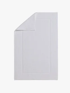 L&M Home Regent White Towels Hot